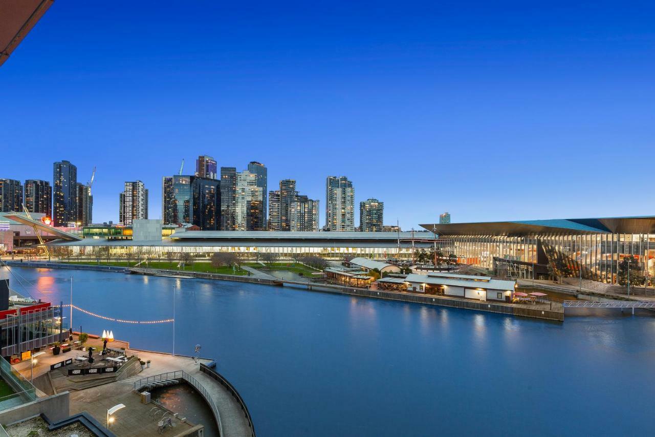 Melbourne Holiday Apartments Flinders Wharf Екстериор снимка