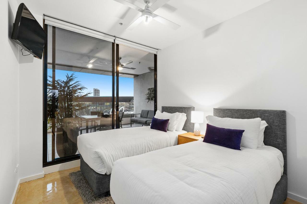 Melbourne Holiday Apartments Flinders Wharf Екстериор снимка